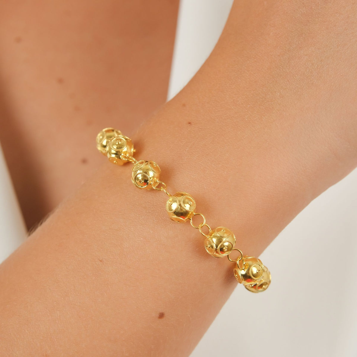 Pulseira Contas de Viana em Prata Dourada
