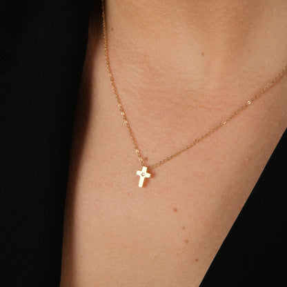 Colar Cruz com Diamante em Ouro 19,2Kt