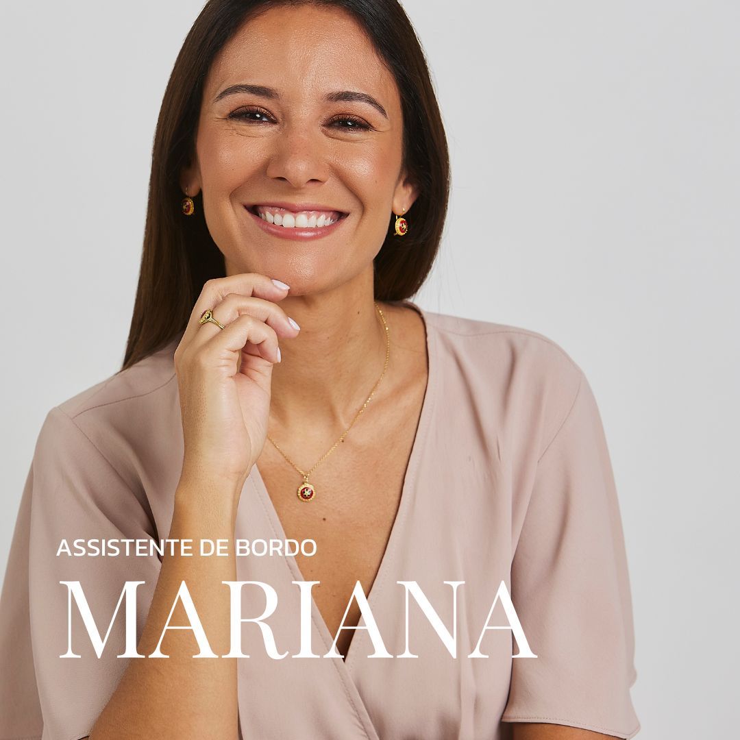 Colar Caramujo Vermelho e Verde em Prata Dourada