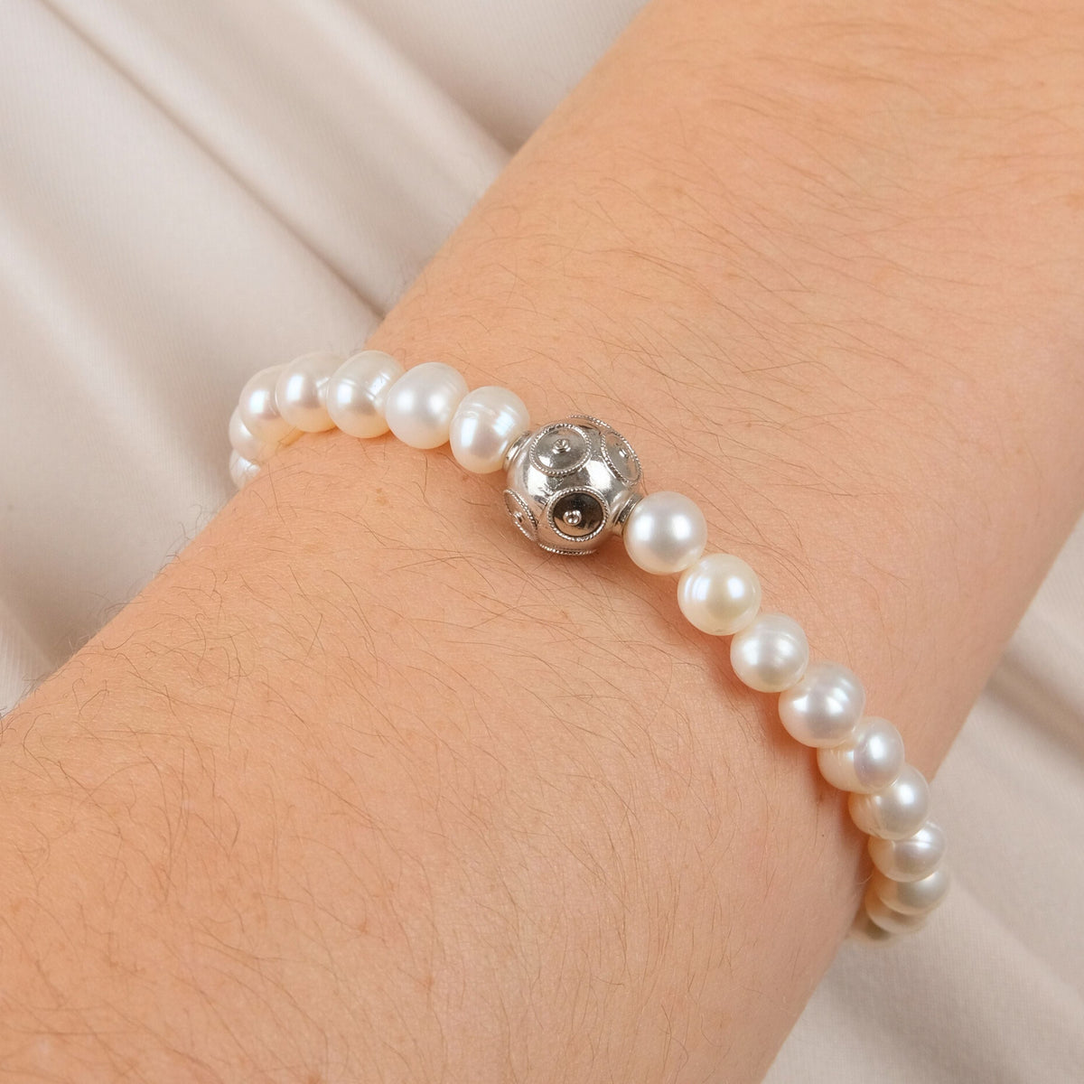 Pulseira com Conta de Viana em Prata com Pérolas