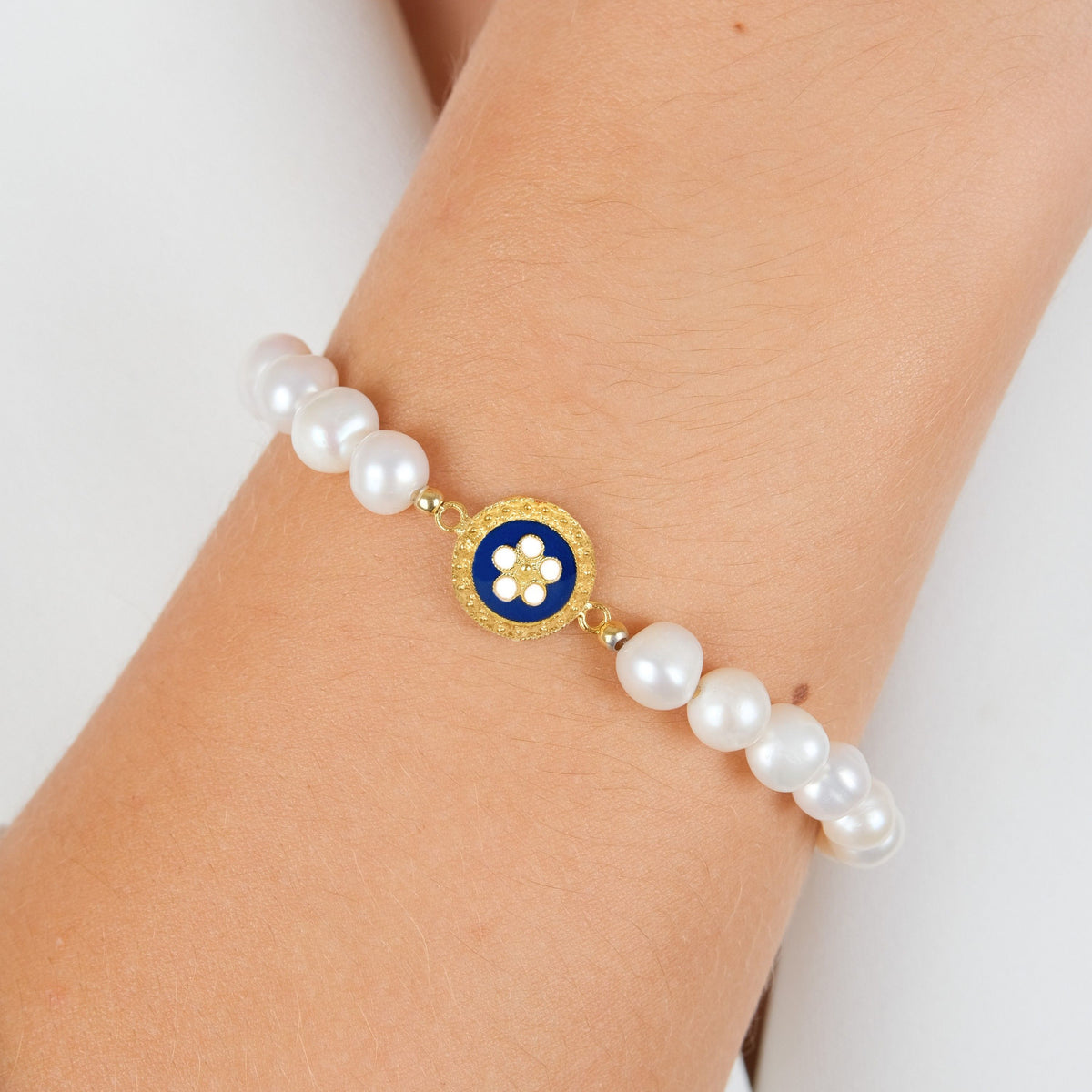 Pulseira Caramujo em Prata Dourada com Pérolas