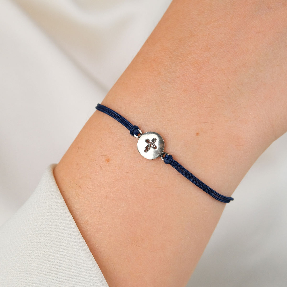 Pulseira Amuleto Cruz em Prata