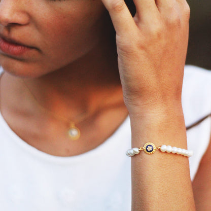 Pulseira Caramujo em Prata Dourada com Pérolas