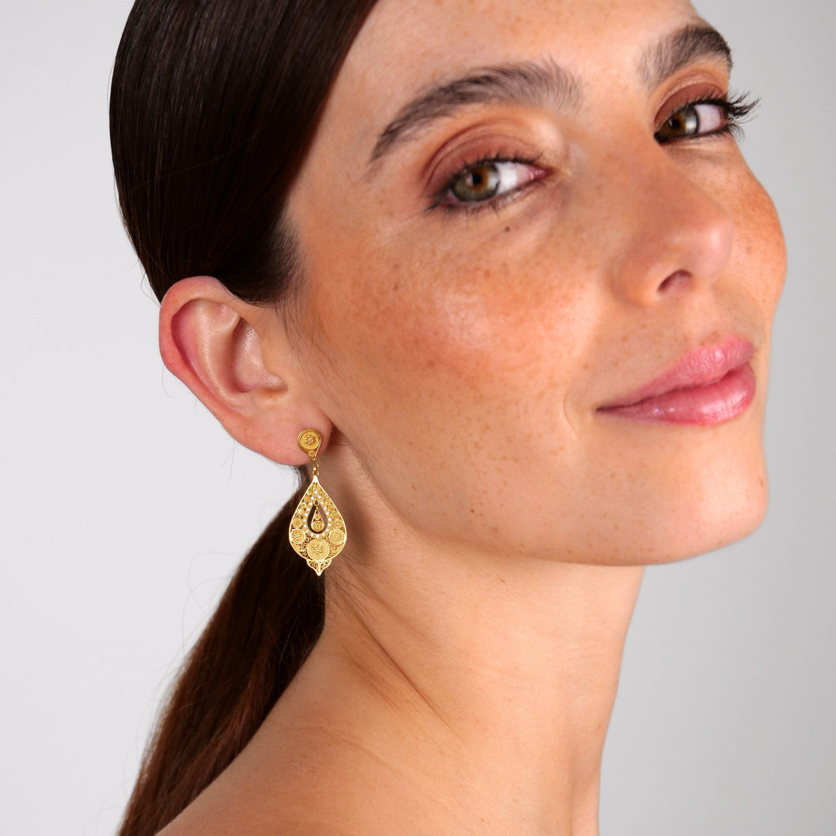 Brincos Lágrima Círculos em Ouro 19,2Kt com Diamantes