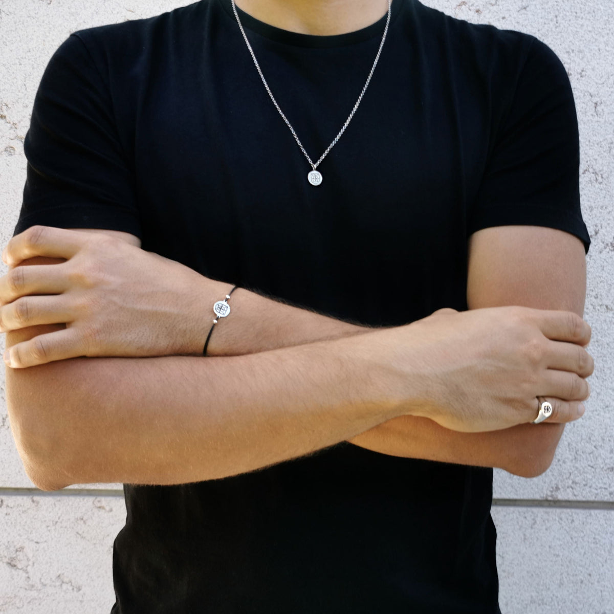 Conjunto Escudo Homem em Prata Dourada