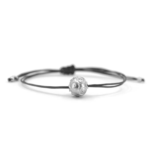 Pulseira Conta de Viana em Prata com Fio