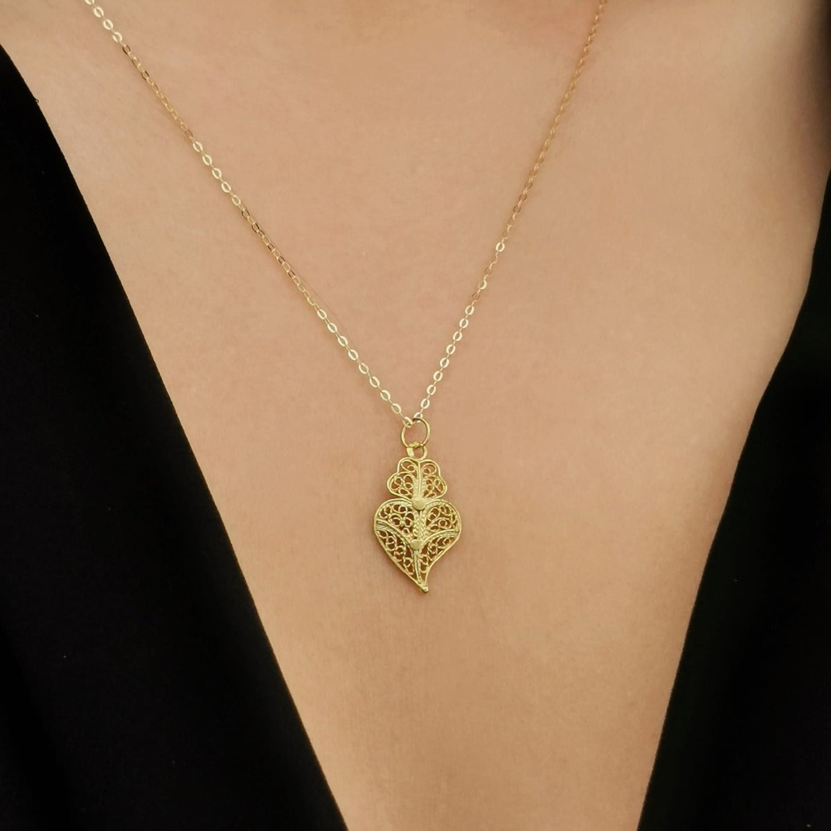 Colar Coração de Viana XS em Ouro 19,2Kt