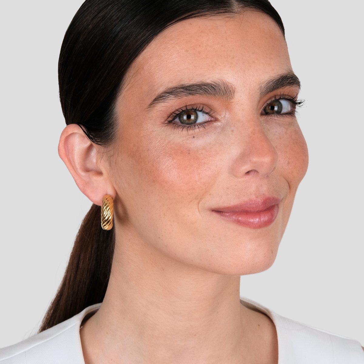 Conjunto Coração Entrelaçado em Prata Dourada